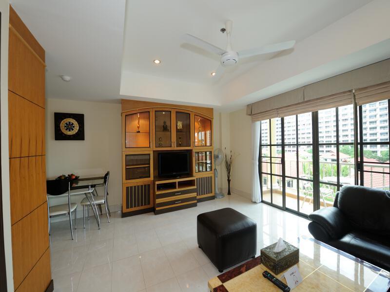 Royal Park Apartments Praia de Jomtien Exterior foto